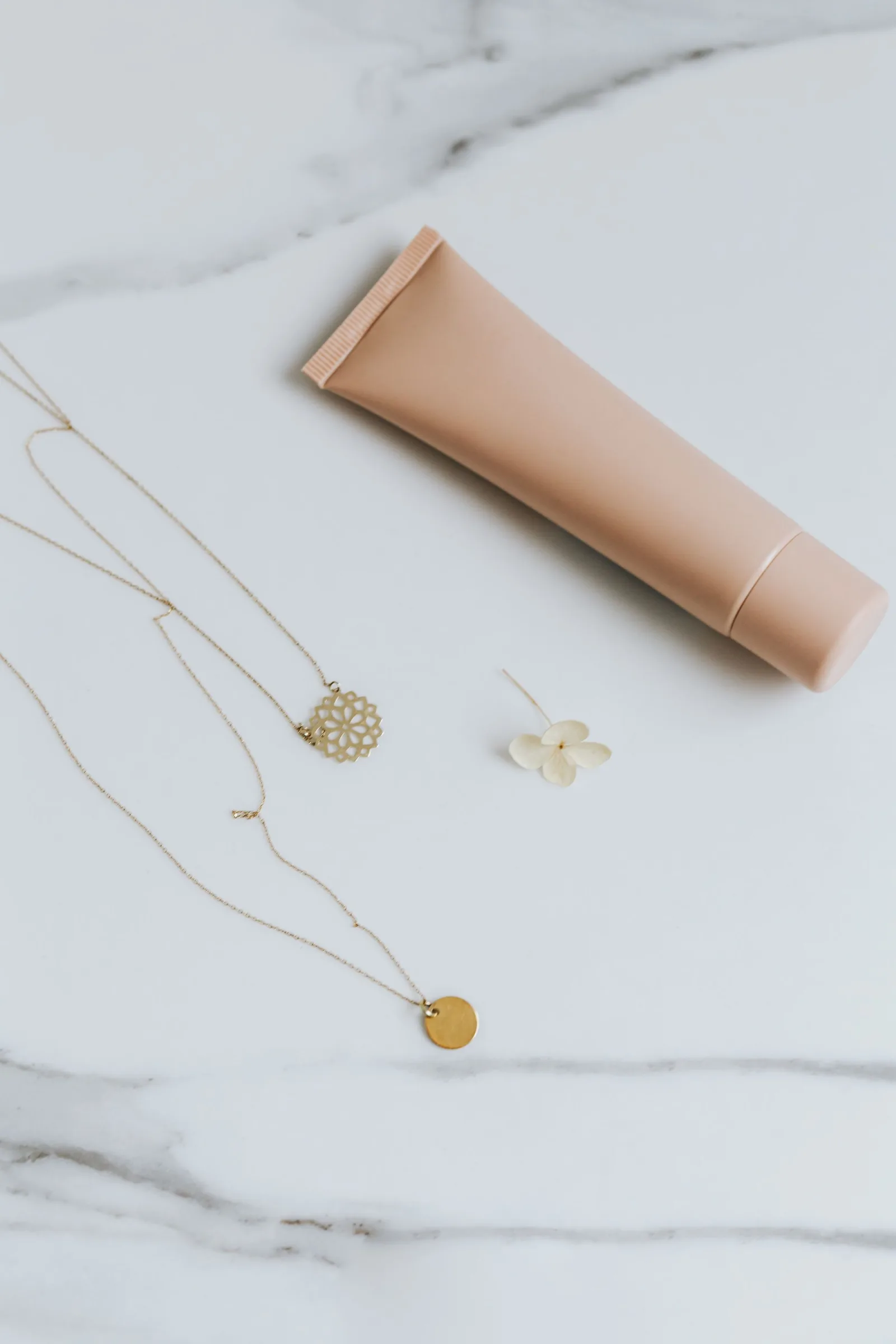 Tara Pendant — product view