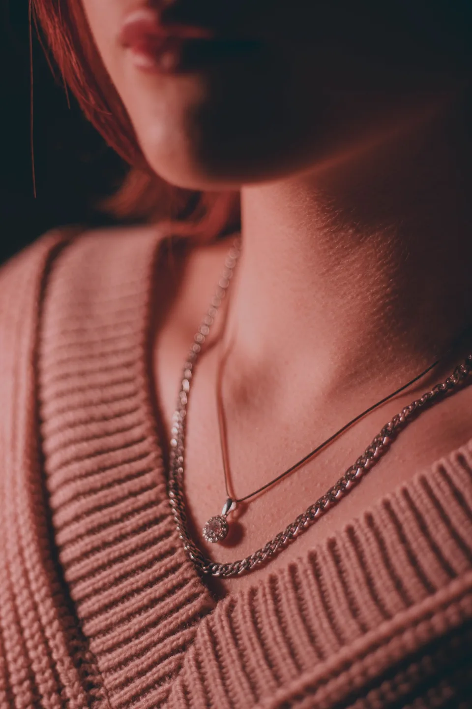 Leela Layered Chain — detail
